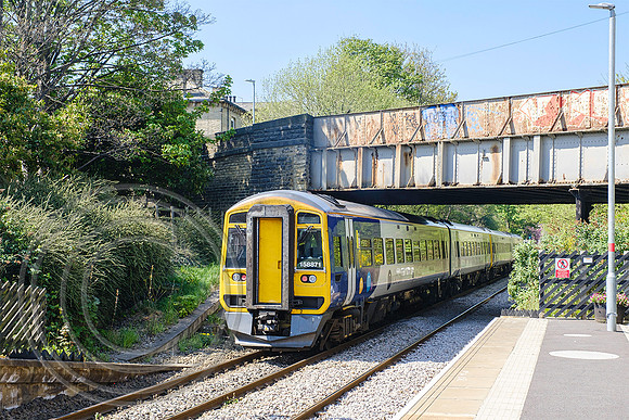 158790+158871 2R94 Brighouse 29042022 - DSCF4012