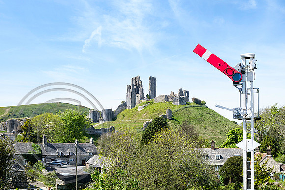 View of Corfe Castle from 1R10 06052022 - DSCF8552
