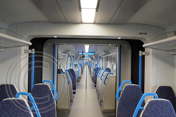 10 - Standard full width gangway