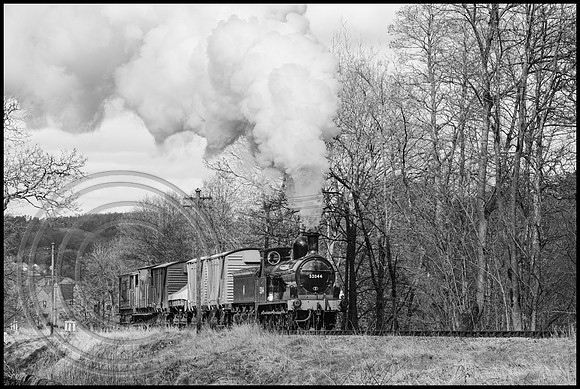52044 near Oxenhope 27032023 B&W+border - DSCF6244