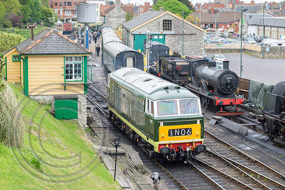 D7017 Swanage 11052018 - DSCF3975