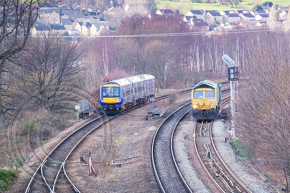 170453 2J62 + 66953 6E06 Mirfield East Jn 11022019 - DSCF1113