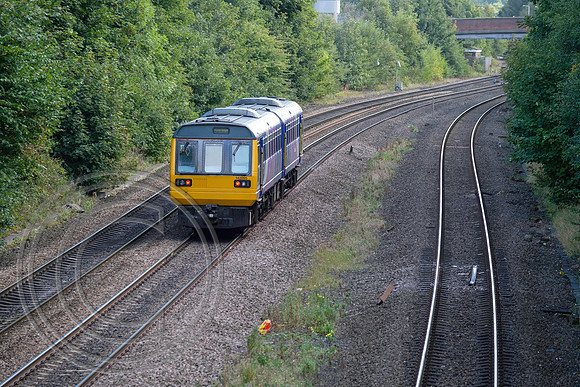 Northern pacer 142095 at Ravensthorpe