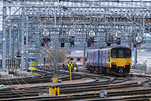 150114 2N12 Leeds West Jn 30012020 crop - DSCF6634
