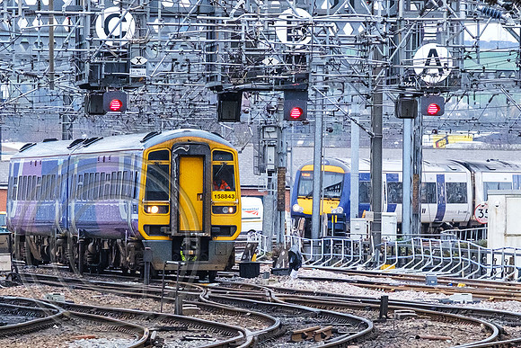 158843 2K12 + 170476 2C81 Leeds West Jn 30012020 crop - DSCF6636