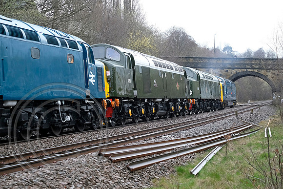 D9009+D200+D213+40012+47765 0Z04 Brighouse 09042018 - DSCF2937