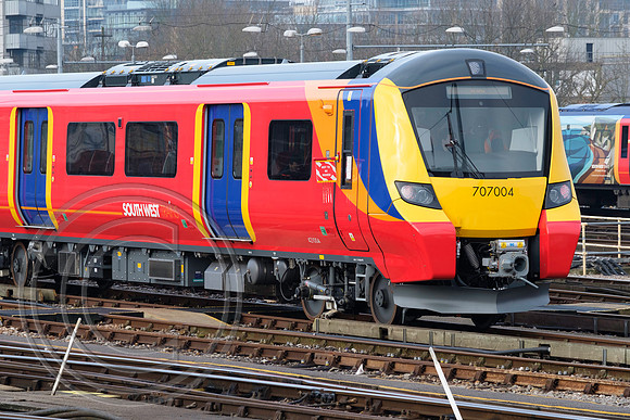 5631 707004 Stabled Clapham Yard 17022017