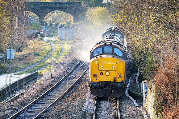37402 + 37423 3S14 Colne Bridge 07122020 - DSCF0548