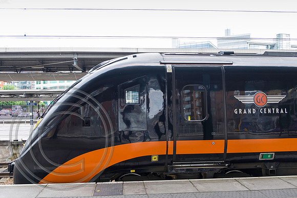 180105 2T99 Leeds 13072016 3