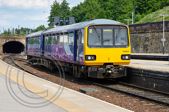 144003 2R71 Sheffield 19062017 - DSCF8349