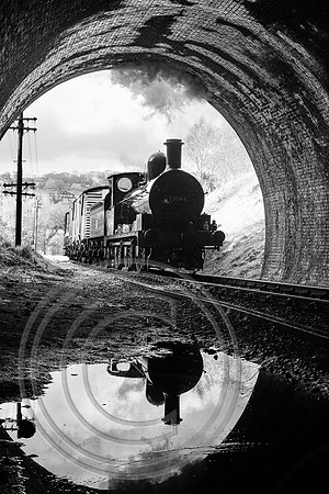 52044 Mytholmes Tunnel 27032023 B&W Acros+Ye - DSCF6404