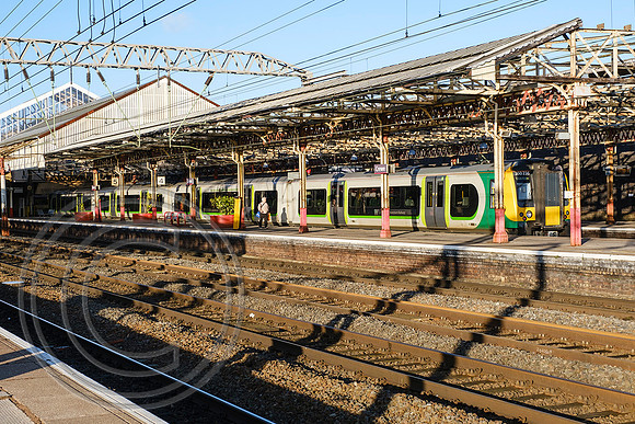 350236 9W20 London Euston 09122019 - DSCF5983