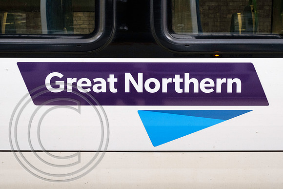 5471 - Great Northern branding on 387114 Kings Cross 15022017