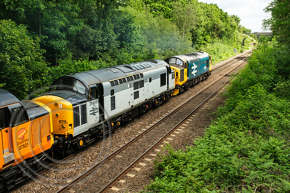 37521+37075+37025 0Z75 Oakenshaw Jn 03062019 - DSCF3249