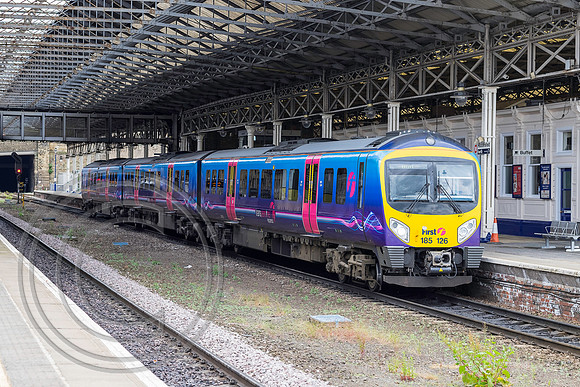 185126 1K22 Huddersfield 21062015