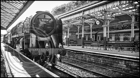 92134 Bury Bolton Street 22102024 B&W Sfx - DSCF1739