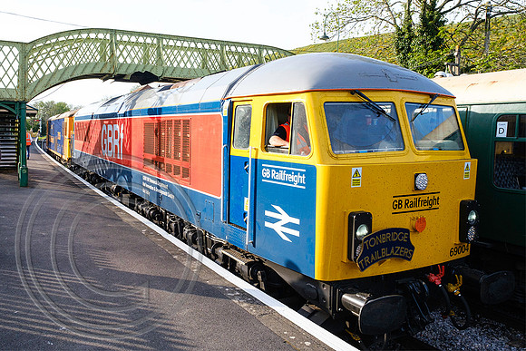 69004+73136 0Y69 Corfe Castle 05052022 - DSCF4276