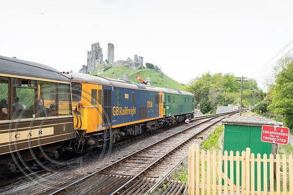 73133+73136 2N16 Corfe Castle 11052018 - DSCF3948