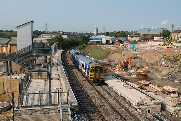 158907 1B13 Low Moor 13092016