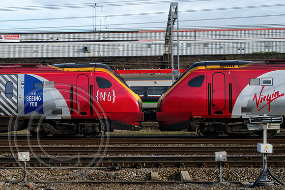 221106+221142 9M52 Crewe 14112017 - DSCF0769