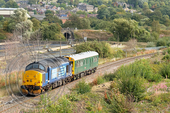 37425+975025 5Z02 Colne Bridge 11092018 - DSCF6026