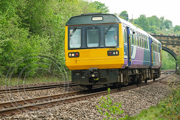 142088 2W11 Brighouse 11052019 - DSCF2676