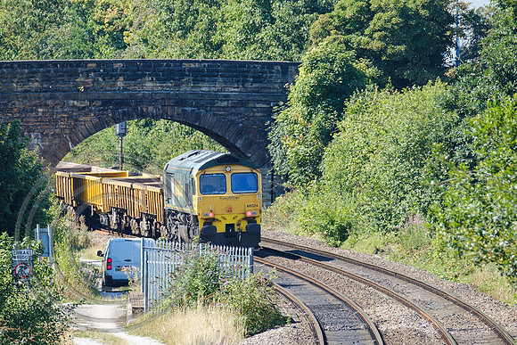 66524 6Y30 Colne Bridge 13082022 - DSCF9503