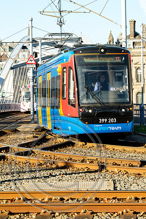 399203 2A32 Park Square Tram Train Launch 25102018 - DSCF7114