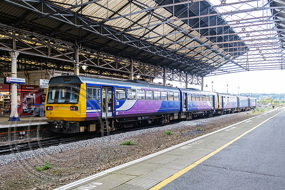 142071 2W18 Huddersfield 05102019 - DSCF5451