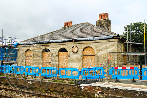 Station building Mytholmroyd 17082021 - DSCF7624