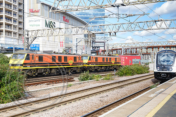 90004+90007 4M87 Stratford 22092023 - DSCF1477