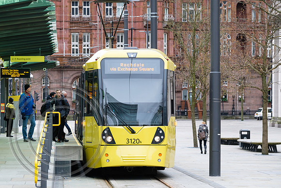 5832 - 3120 St Peter's Square 26022017