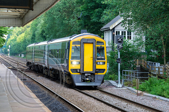 158752 1B37 Hebden Bridge 28052018 - DSCF4408