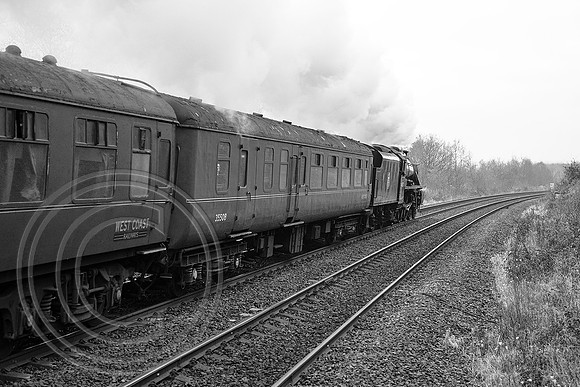 44871 5Z45 Deighton 17122021 B&W - DSCF2985