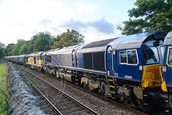 66304+66305+60056 6E17 Brighouse 24092022 - DSCF9854
