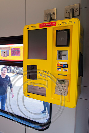 ŁKA 36WEd 002B ticket machine InnoTrans 19092018 - DSCF6368