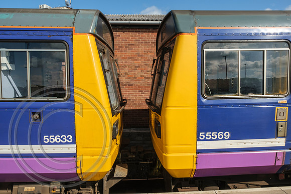 142042+142028 2W46 Stalybridge 04052019 - DSCF2629