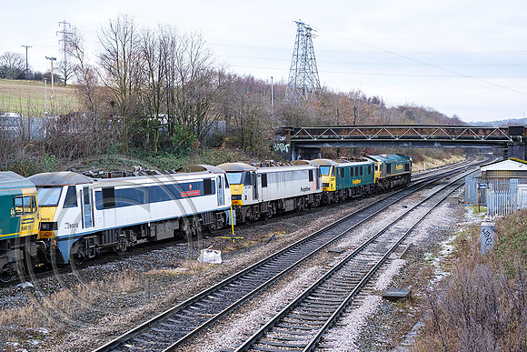 66610+90012+90048+90016+66620 0E90 Thornhill LNW Jct 04012021 - DSCF0770