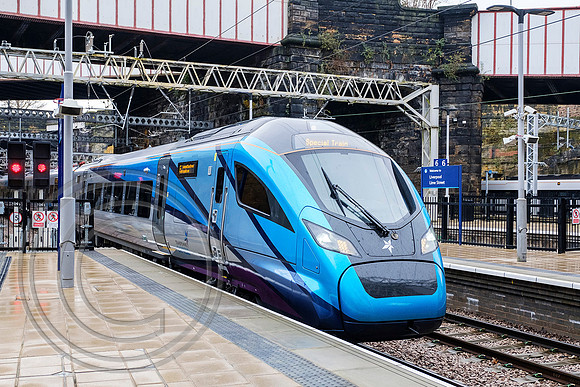 397007 5M83 Liverpool Lime Street 22112019 - DSCF7303