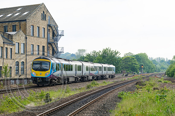 185111 2J74 Mirfield 03062021 - DSCF0736