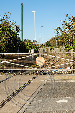 Jubilee Cl crossing looking north Weymouth Harbour Tramway 27092020 - DSCF6354