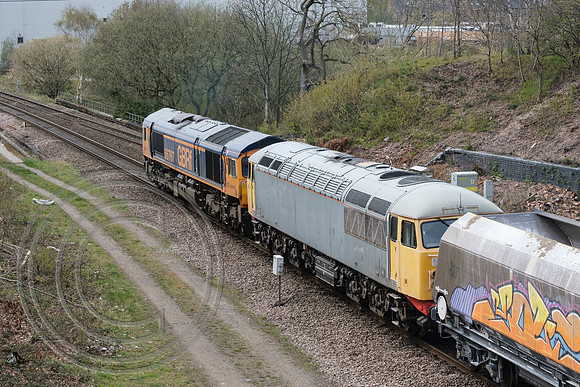 66767+56081 4M10 Colne Bridge 14042019 - DSCF2401