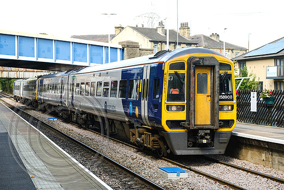 158908+158792 2I09 Brighouse 01092022 - DSCF5080