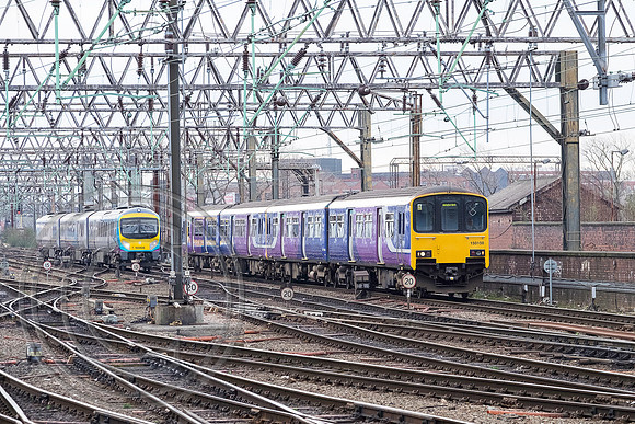 150150 2N22 Manchester Piccadilly 01042016