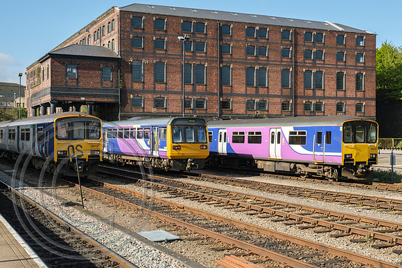150137+142017+150110 Huddersfield DMU Sidings 04052019 - DSCF2614