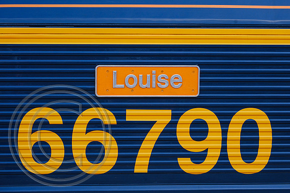 66790 Louise nameplate Eastleigh 25092023 - DSCF1588