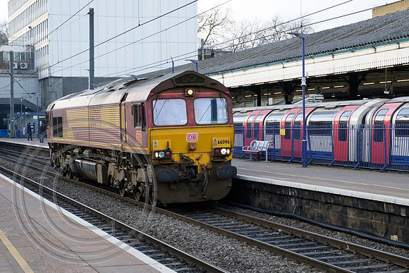 5617 - 66096 0V08 Ealing Broadway 16022017
