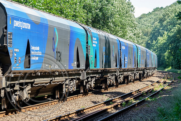 biomass wagons 6E09 Elland 18062018 - DSCF4916