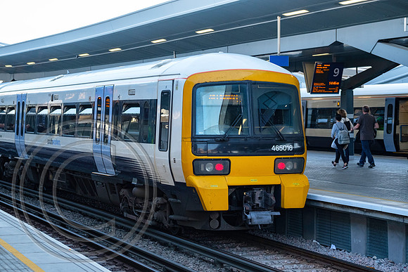 465016 2L44 London Bridge 15032017 - DSCF6458
