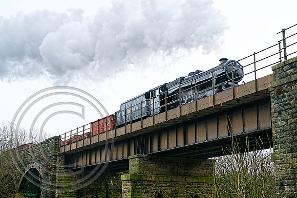 19 - 48624 Brooksbottom Viaduct ELR 13032017 - DSCF6101